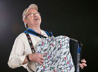 Showeinlage: Auch von abgedeckten Tasten lässt sich Mark nicht beirren. Showeinlage: Auch von abgedeckten Tasten lässt sich Mark nicht beirren.